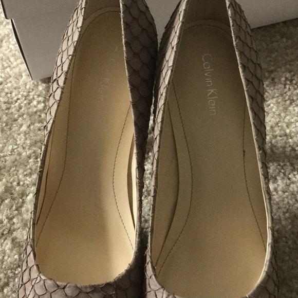 Women’s shoes - Picture 6 of 8